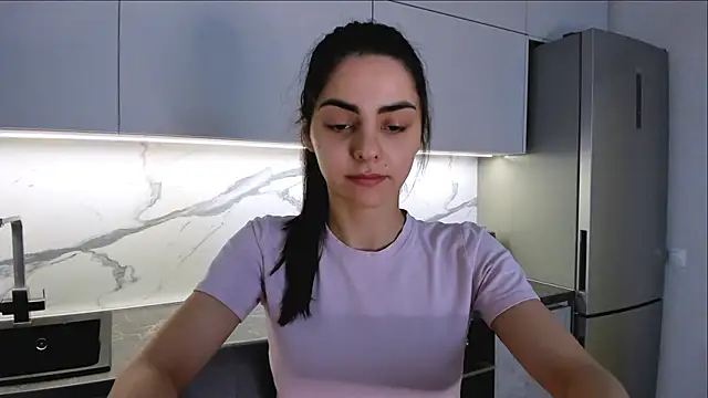 EmiliaZen online show from 03.04.25