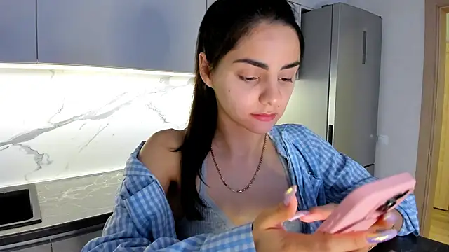 EmiliaZen online show from 03.18.25