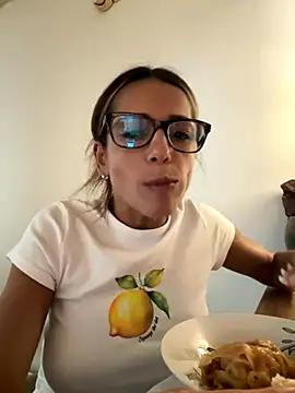 PlayfulShow online show from 09.23.25