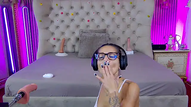 PlayfulShow online show from 10.15.25