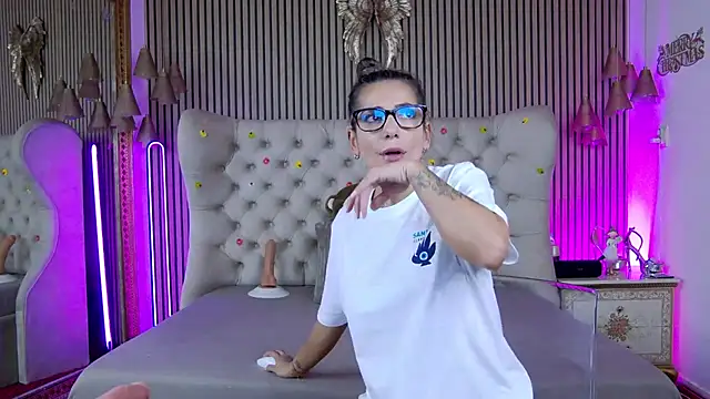 PlayfulShow online show from 11.11.25