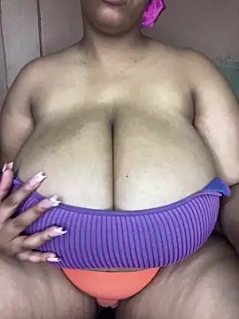 NonoGotBoobies online show from 10.19.25