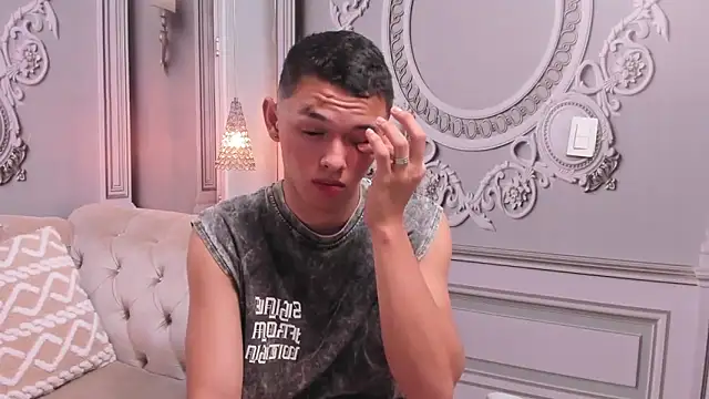 Andy dior18 online show from 10.11.25