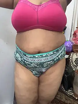 Snapshot of Yoursexy_cherry chatting on 02.15.26 Yoursexy cherry online show from 02.15.26