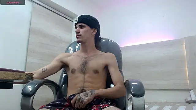 Dirty Kingg online show from 03.22.25