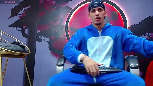 Dirty Kingg online show from 11.02.25