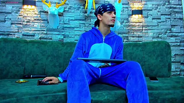 Dirty Kingg online show from 11.15.25