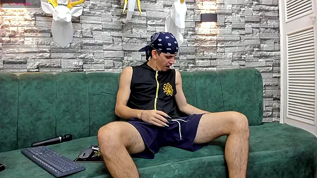 Dirty Kingg online show from 11.16.25