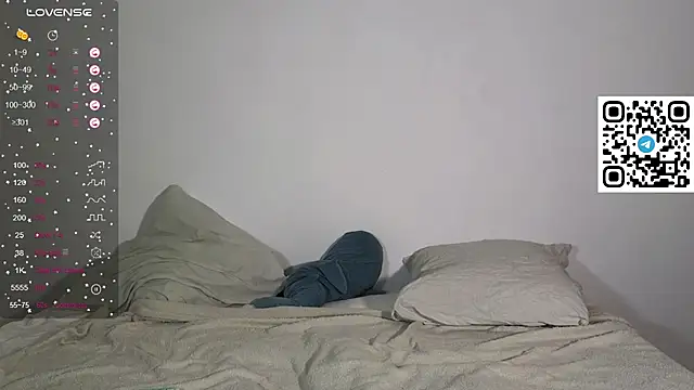 Julian wins online show from 12.20.25