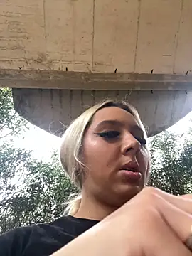 Snapshot of hotamanda01 chatting on 12.03.25 hotamanda01 online show from 12.03.25