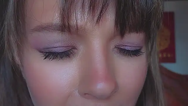 Snapshot of DemiDee chatting on 02.14.25 DemiDee online show from 02.14.25