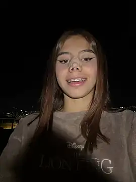 Laura-Khalifa online show from 02.20.25