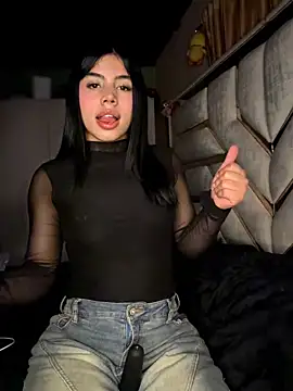 Laura-Khalifa online show from 03.27.26