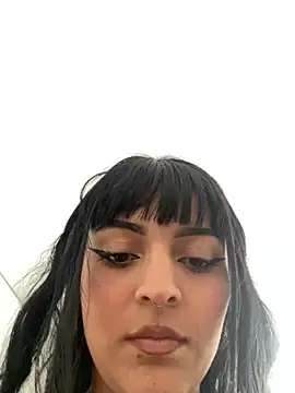 Snapshot of Dulce__Boyd chatting on 02.15.25 Dulce Boyd online show from 02.15.25