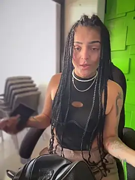 Snapshot of Dulce__Boyd chatting on 02.28.26 Dulce Boyd online show from 02.28.26