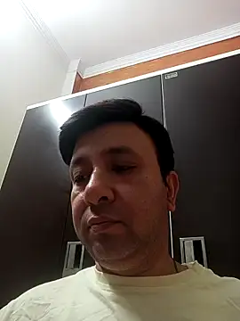 innocentboy1987 online show from 03.05.26