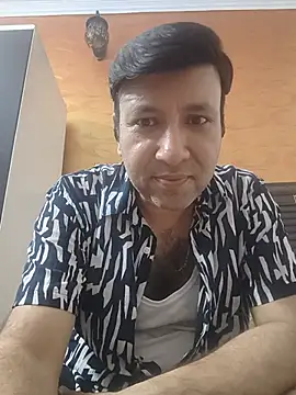 innocentboy1987 online show from 07.18.26