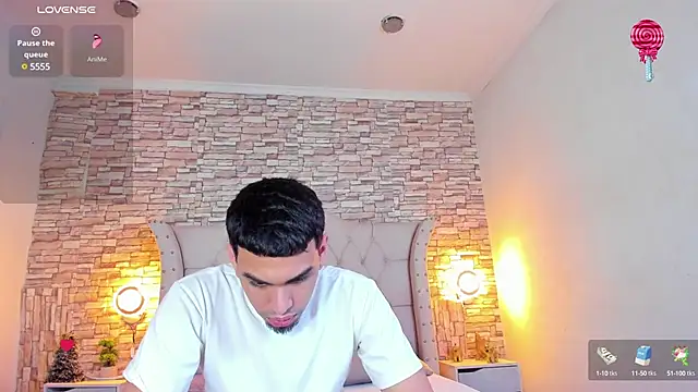 Snapshot of Miagael_Pervert chatting on 02.07.25 Miagael Pervert online show from 02.07.25