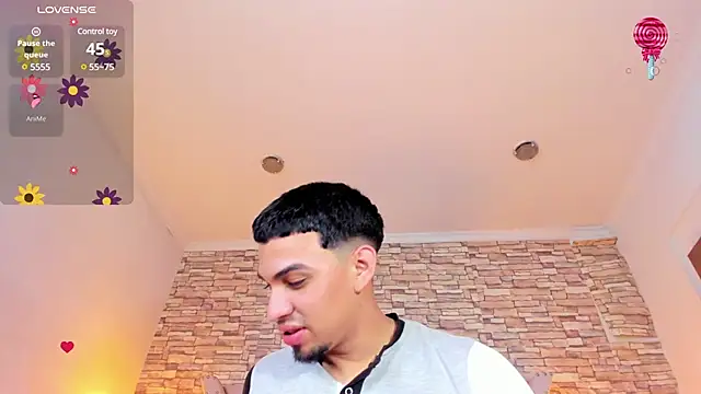 Snapshot of Miagael_Pervert chatting on 02.11.25 Miagael Pervert online show from 02.11.25