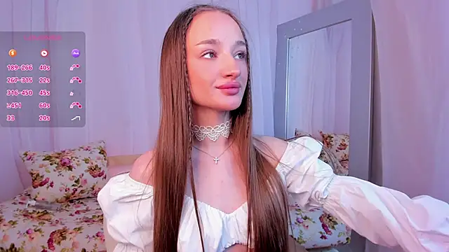 Snapshot of miiss__lulu chatting on 02.10.26 miiss lulu online show from 02.10.26