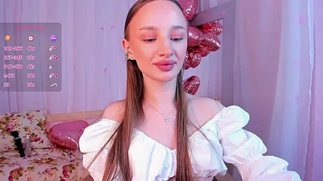 Snapshot of miiss__lulu chatting on 02.14.26 miiss lulu online show from 02.14.26