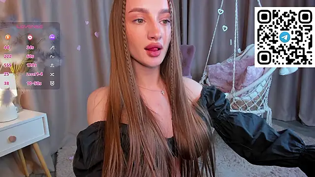 Snapshot of miiss__lulu chatting on 02.20.26 miiss lulu online show from 02.20.26