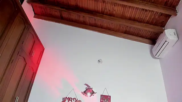 alejandra-cortes online show from 01.08.26