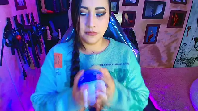 cherryy bombshelll online show from 02.05.26