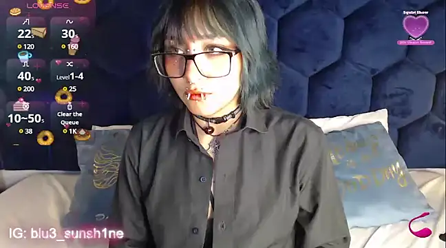 Snapshot of DarkMysterysF chatting on 03.20.25 DarkMysterysF online show from 03.20.25