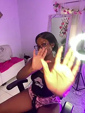 Snapshot of blackgril12 chatting on 02.21.26 blackgril12 online show from 02.21.26