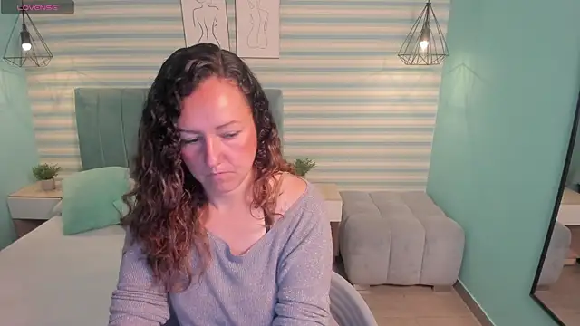 abby apple online show from 03.13.25