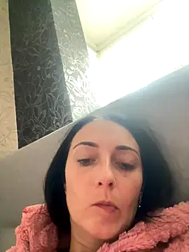 Snapshot of Miroslava1247 chatting on 10.18.25 Miroslava1247 online show from 10.18.25