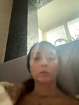 Snapshot of Miroslava1247 chatting on 11.08.25 Miroslava1247 online show from 11.08.25