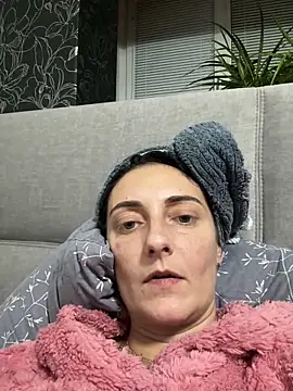 Snapshot of Miroslava1247 chatting on 11.30.25 Miroslava1247 online show from 11.30.25