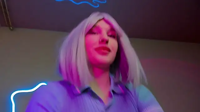 EvelinaLuu online show from 03.23.25