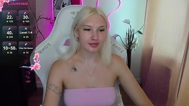EvelinaLuu online show from 07.14.26