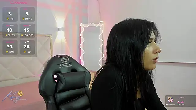 Snapshot of Gaby_tay1 chatting on 04.29.26 Gaby tay1 online show from 04.29.26