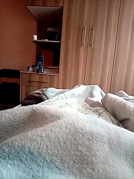 Snapshot of Cumboy2567 chatting on 10.27.25 Cumboy2567 online show from 10.27.25