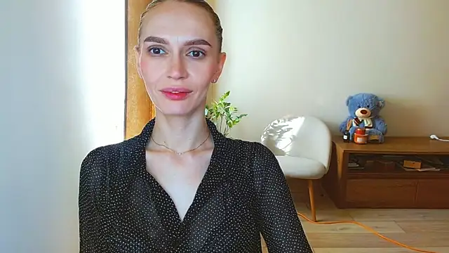 Lady Sunshine  online show from 04.13.26