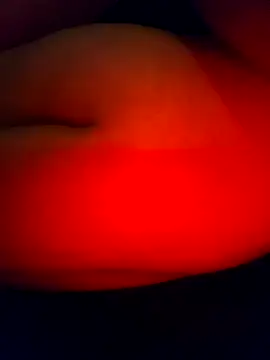 Snapshot of ShysluutGia chatting on 11.20.25 ShysluutGia online show from 11.20.25