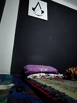 Snapshot of Adem_usr chatting on 02.21.25 Adem usr online show from 02.21.25