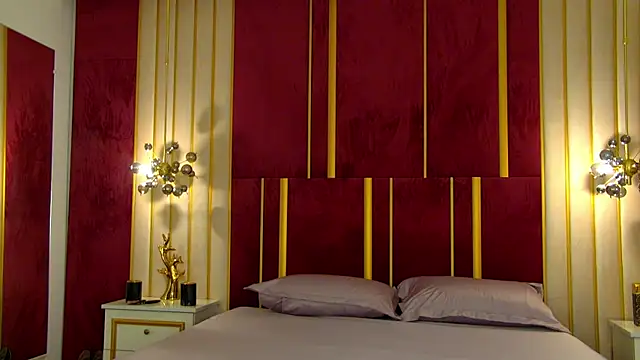 Snapshot of ChloeSins_ chatting on 09.10.25 ChloeSins online show from 09.10.25