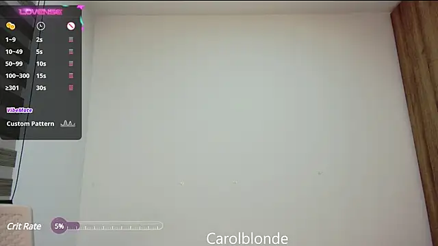 Snapshot of Carolblonde chatting on 02.25.25 Carolblonde online show from 02.25.25