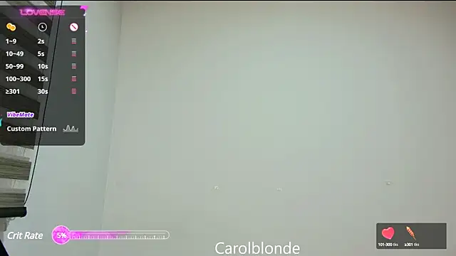 Snapshot of Carolblonde chatting on 03.07.25 Carolblonde online show from 03.07.25