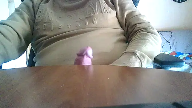 Snapshot of lanata chatting on 03.01.25 lanata online show from 03.01.25