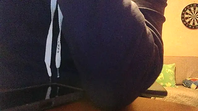 Snapshot of lanata chatting on 03.12.25 lanata online show from 03.12.25