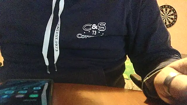 Snapshot of lanata chatting on 03.12.25 lanata online show from 03.12.25