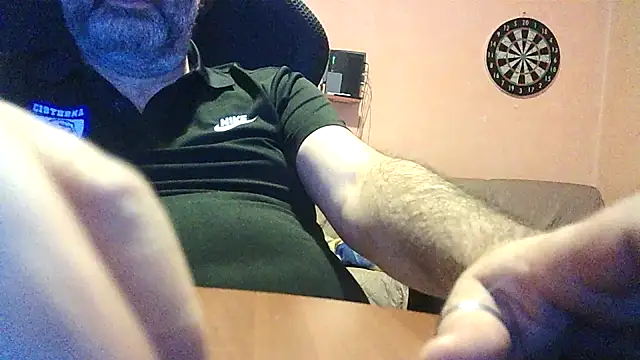 Snapshot of lanata chatting on 03.16.25 lanata online show from 03.16.25