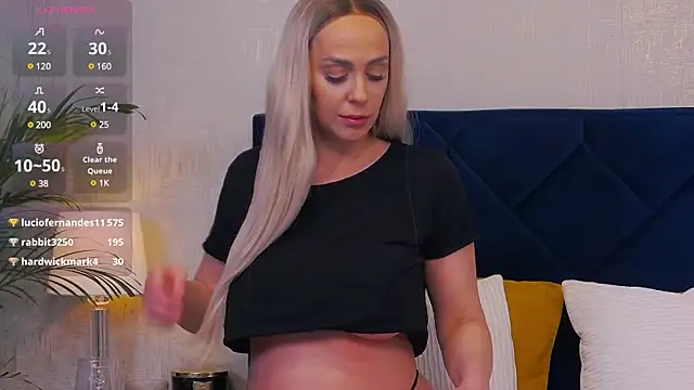 Jennifer Hills online show from 02.20.25