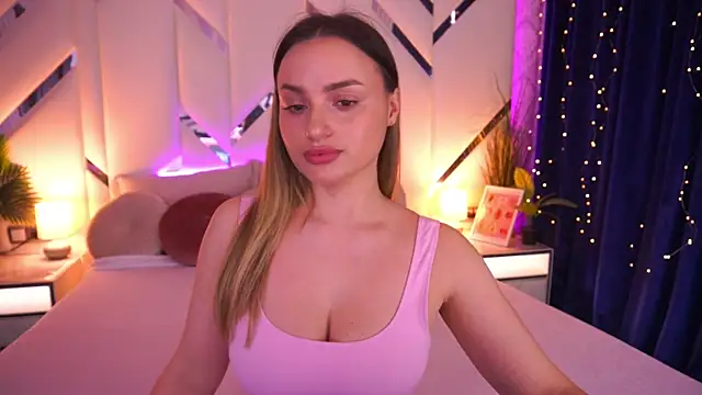 LindsieGreyy online show from 03.14.26